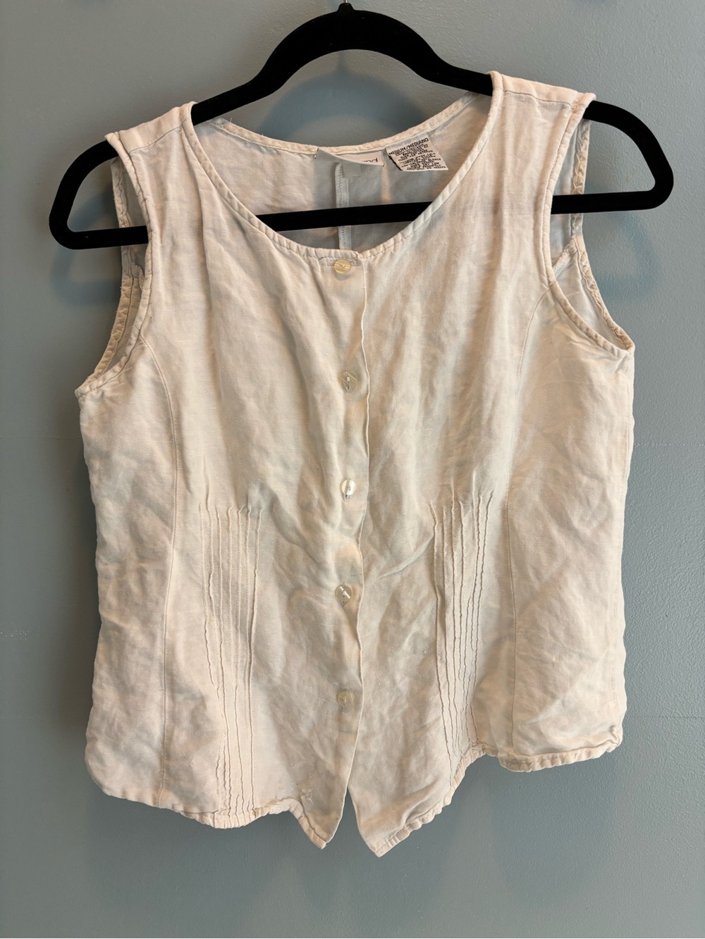 Kathy Ireland Vintage White Sleeveless Linen Blend Top